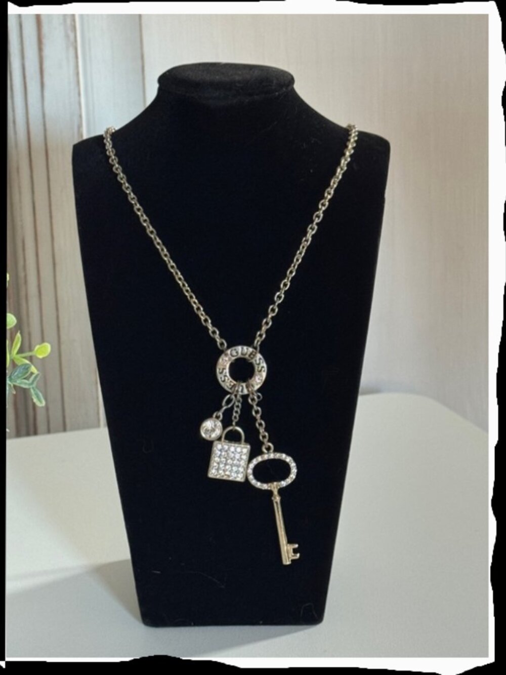 Guess Gold‑Tone Lock‑Key Pavé Charm Necklace – Like New